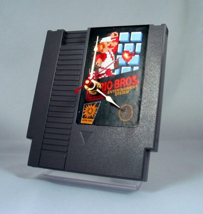 VINTAGE Nintendo Super Mario Brothers Cartridge Clock (1985)