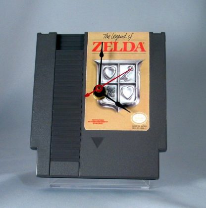 VINTAGE Nintendo Zelda Cartridge Clock (1987) - Image 4