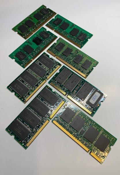 8 Sticks of laptop ram circuit boards for crafting! (Vintage) - Image 7