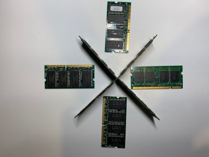 8 Sticks of laptop ram circuit boards for crafting! (Vintage) - Image 4