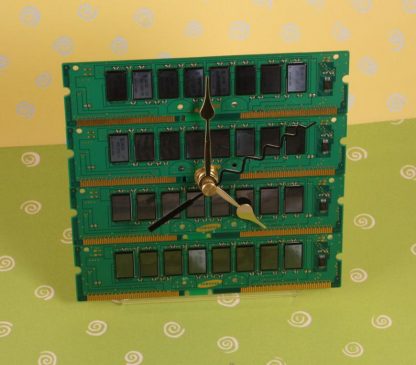 Computer Circuit Board Memory Desk Clock - Image 2