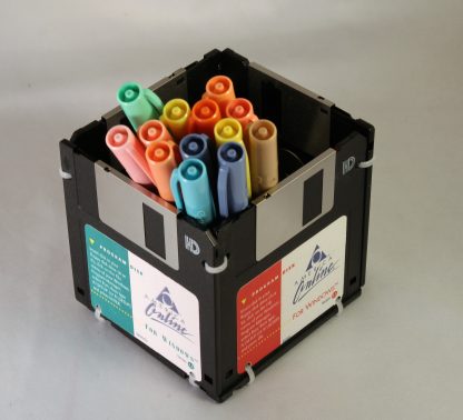AOL 2.5 Floppy Disk Pen and Pencil Holder - Image 2