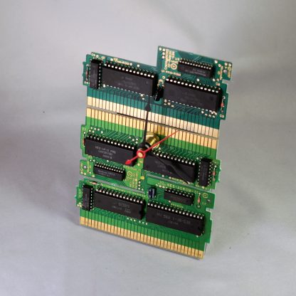 Vintage Nintendo (NES) Cartridge Circuit Board Clock - Image 3