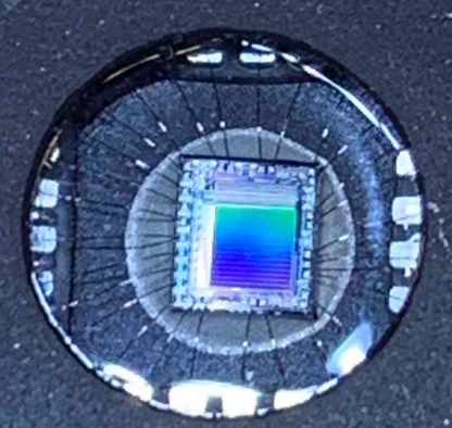 6 Vintage "Dead Bug" Microchips for crafting 4 with EPROM "Rainbow" hole - Image 4