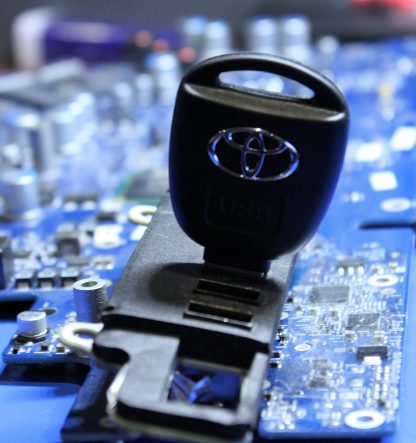 32GB Toyota USB Flash Drive in the style of a Car Key! - Image 2