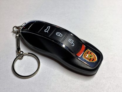 32GB USB Flash Drive in the style of a Car Key