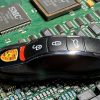 32GB USB Flash Drive in the style of a Car Key - Image 5