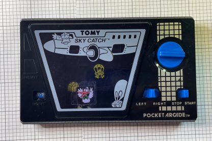 Vintage 1982 - TOMY Pocket Arcade Sky Catch - Tested Working!