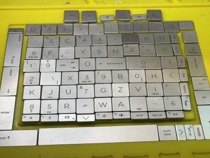 100 SILVER Laptop keyboard keys for crafting! RARE! - Image 3