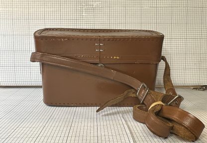 Vintage Argus C-3 35mm Rangefinder Camera (includes leather case & Strap) 1947 - Image 10