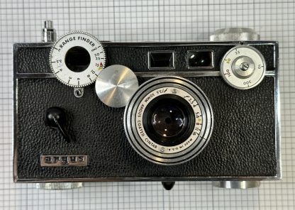 Vintage Argus C-3 35mm Rangefinder Camera (includes leather case & Strap) 1947 - Image 8
