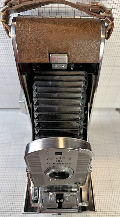 Vintage Polaroid Land Camera Model 95 with hand strap - Image 4