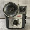 Kodak Brownie Starmite Gray Camera w/ Flash Bulbs, Manual and Case - Image 4