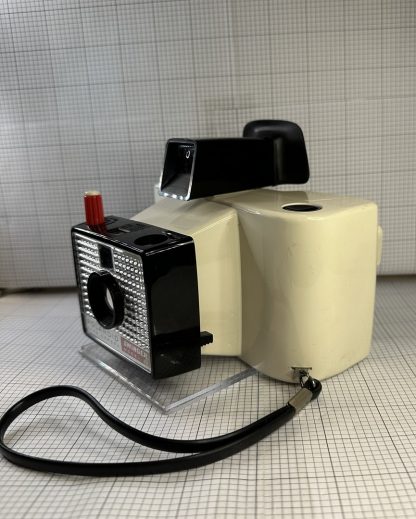 Vintage - Polaroid Land Camera Swinger Model 20 Made in USA - Image 7