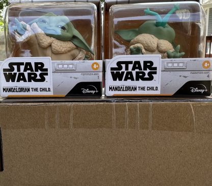 STAR WARS Baby Yoda Disney Froggy Snack Figure 2-Pack Mandalorian - Image 3