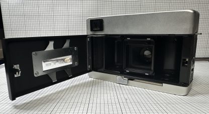 Vintage Capromatic 250 Film Camera - For Parts Or Repair - Image 5