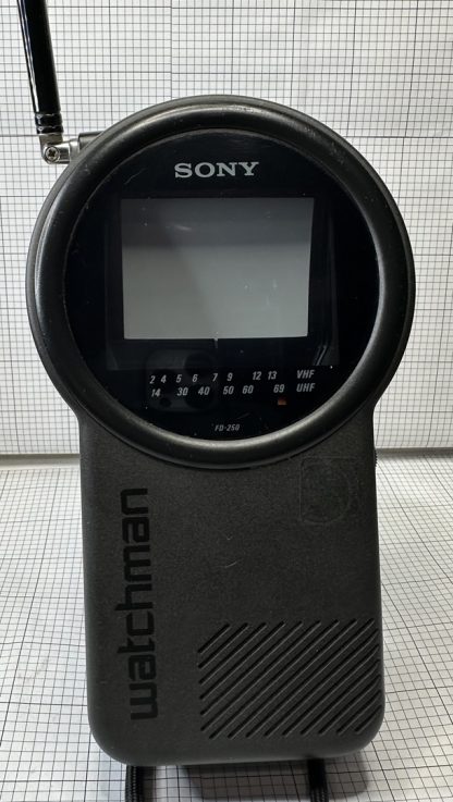 Sony Watchman FD-250 - TESTED & WORKING - 1990 - Image 4