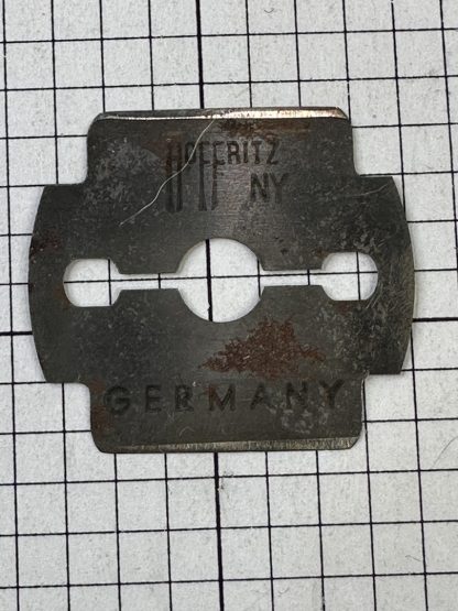 Vintage Hoffritz NY Safety Razor with Blade - Image 3