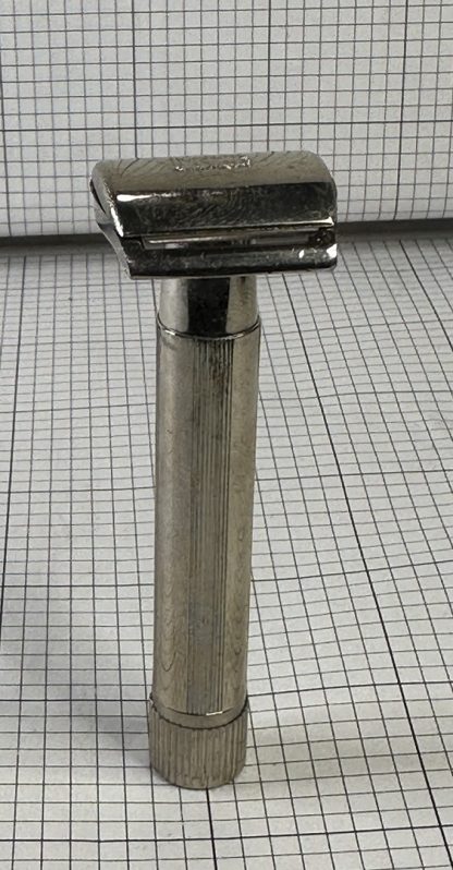 Vintage Hoffritz NY Safety Razor with Blade - Image 6