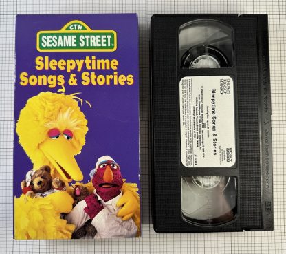 Sesame Street - Sleepytime Songs & Stories (VHS 1996)
