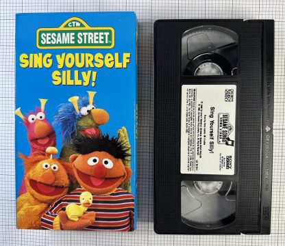 LOT OF 10 - Vintage Sesame Street VHS Tapes (1990-2002) Elmo, Big Bird, Oscar, Cookie Monster & More - Image 6