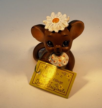 Vintage Lot of 7 Josef Originals Mouse Village Figurines (Bride, Bugsy, Mommie, & More) - Image 7