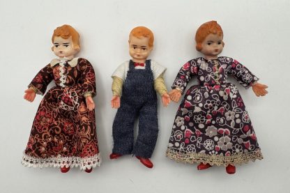 Vintage Family of 5 Dolls - Mom, Dad, Brother & Sisters - Unique Construction - Charming Collectible - Image 6