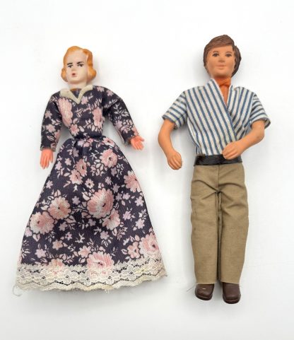 Vintage Family of 5 Dolls - Mom, Dad, Brother & Sisters - Unique Construction - Charming Collectible - Image 4
