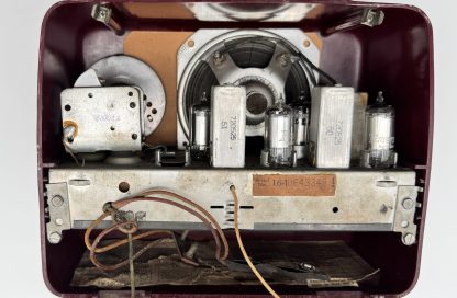  Vintage 1948 Emerson 560 Tube Radio - Untested - Restoration Project - Retro Charm - Image 5