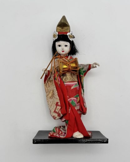 Vintage Geisha Girl Doll – 6 ½” - Japan - Red Kimono - Wood Stand - Souvenir - Collectible - Image 3