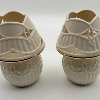 Lenox Ivory Porcelain Fine China Great Gifts Carved Tea Light Lamps Set - 2 Count - Like New!