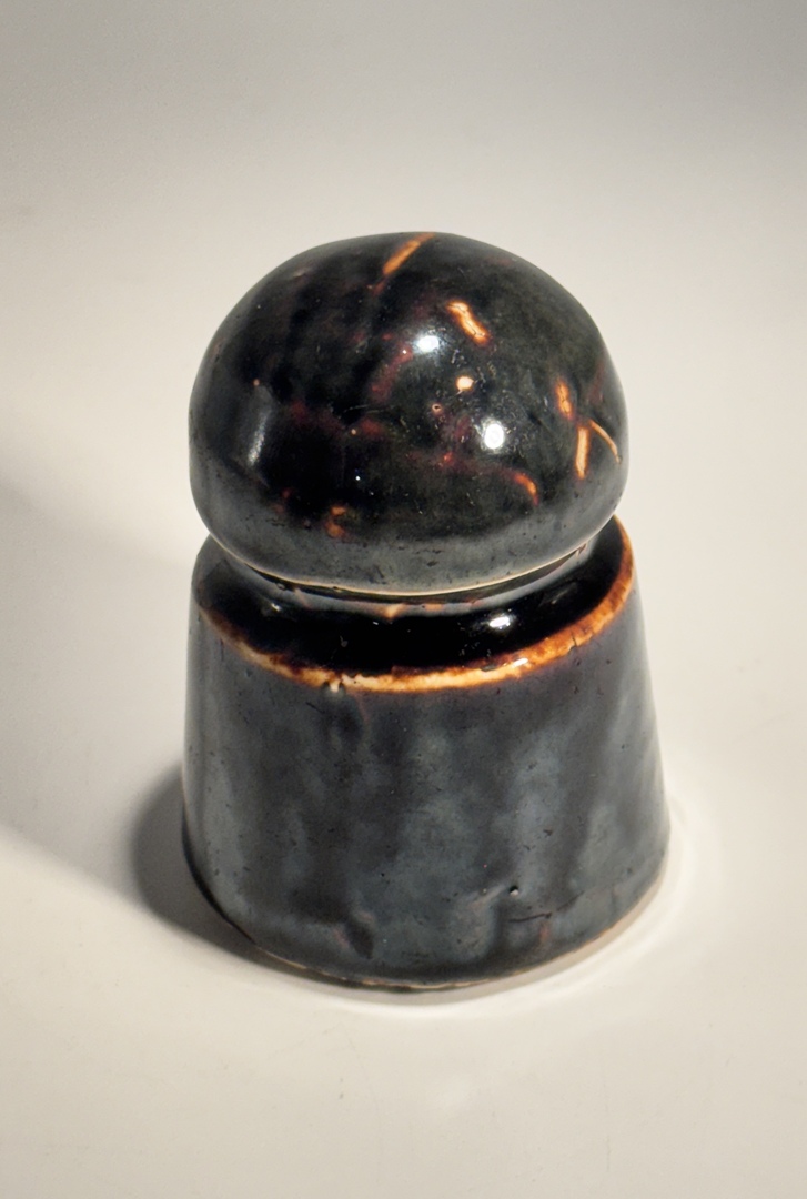 Unmarked Vintage Brown Ceramic Pony Insulator - Rustic Decor - Mystery Find! - Image 3