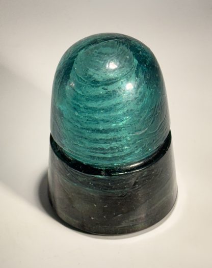 Vintage Brookfield Beehive Aqua Green Glass Insulator - 4" tall - Rare Collectible - 1883 Patent - Aqua Snow Glass - Image 2