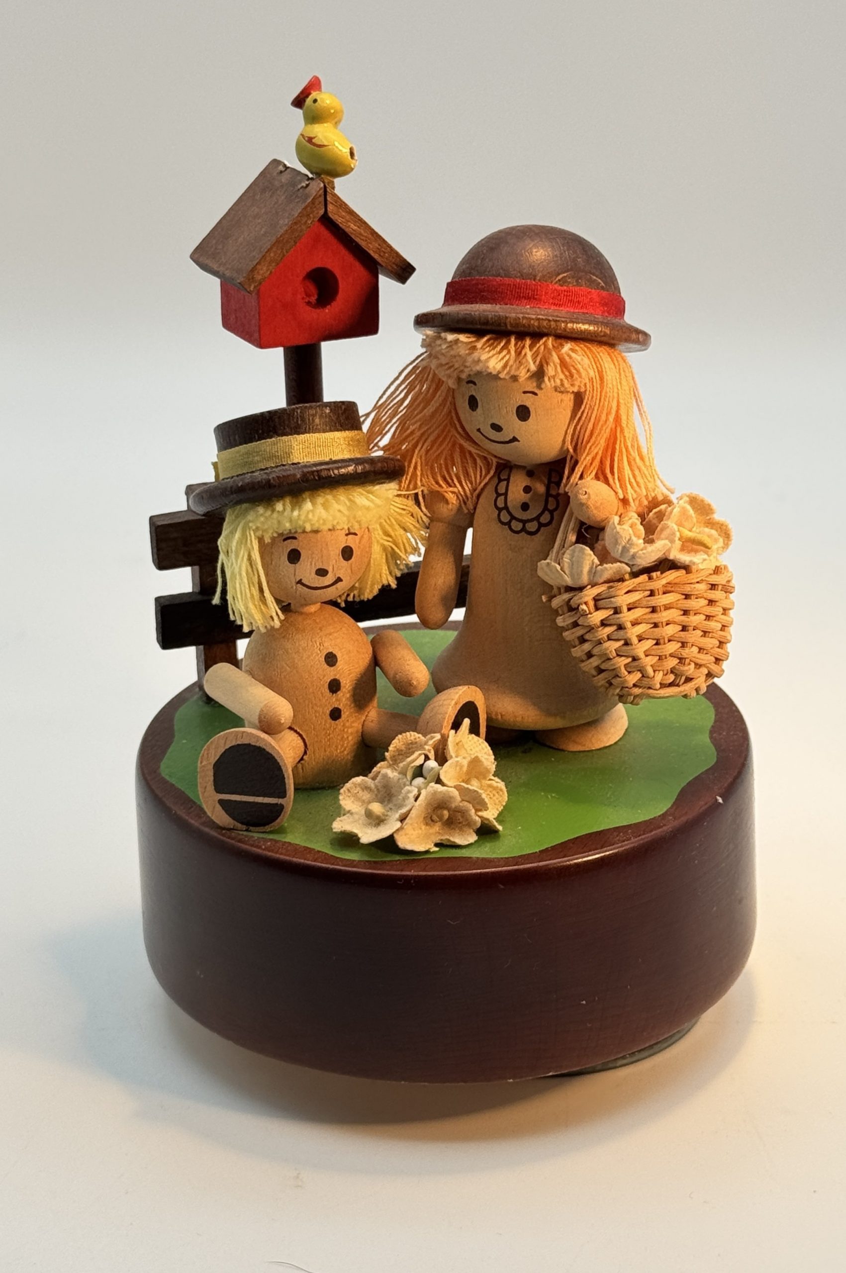 Vintage Hummelwerk Dan's Kids Wooden Music Box - Evergreen