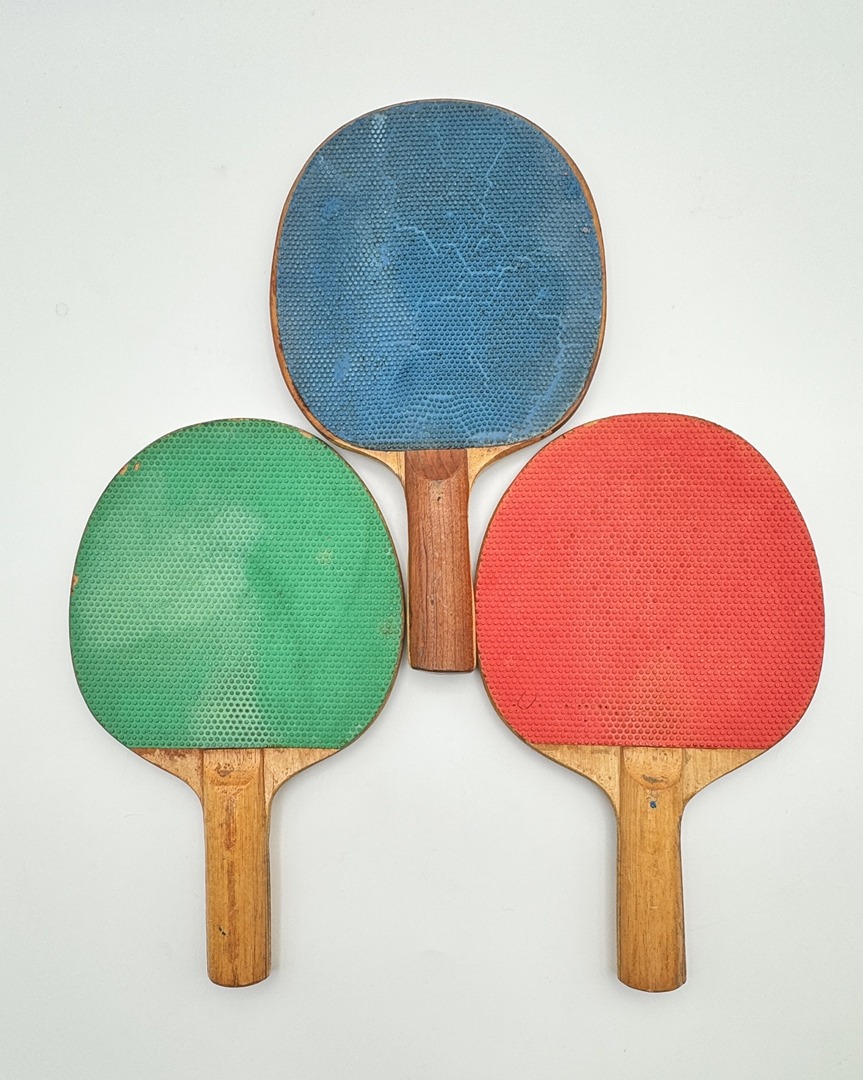 LOT OF 3 - Vintage 1960s Knight 5-Ply Ping Pong Paddles - Blue, Red, Green - Image 5