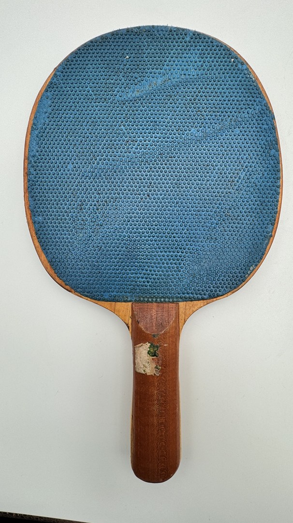 LOT OF 3 - Vintage 1960s Knight 5-Ply Ping Pong Paddles - Blue, Red, Green - Image 8