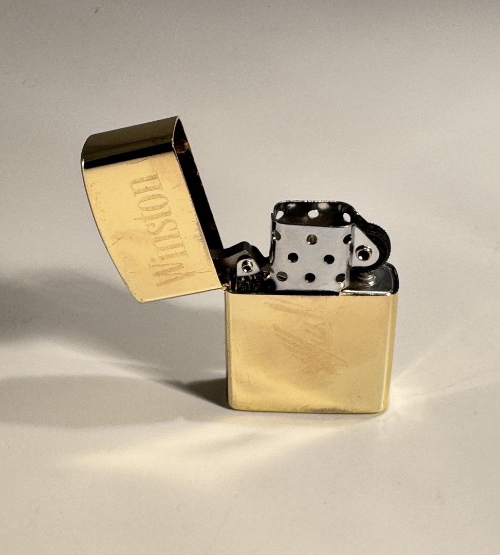 Vintage Winston Golden Eagle Lighter - Made in Korea - Mirrored Gold - Image 5