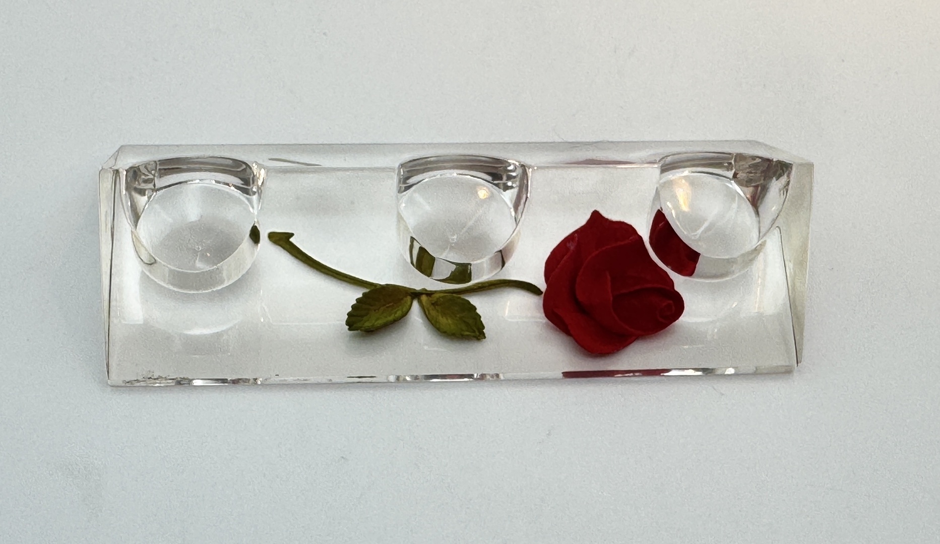 Vintage Lucite Rose Lipstick Holder - 3 Slots - Mid-Century Modern - Image 3