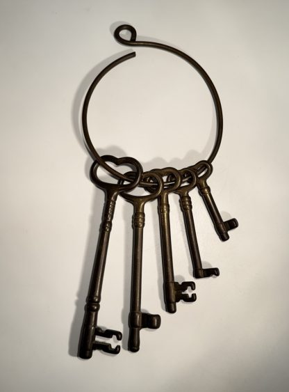 Vintage Brass Jail Cell Skeleton Key Set - 5 Keys on Ring - SOLID BRASS