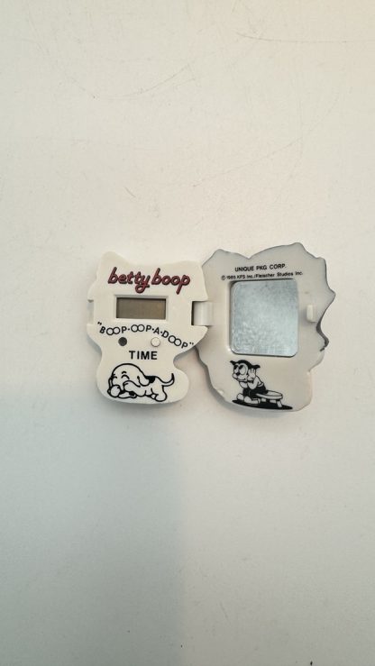 Vintage 1985 Betty Boop Flip It Digital Watch w/ Lipstick Mirror - Image 3