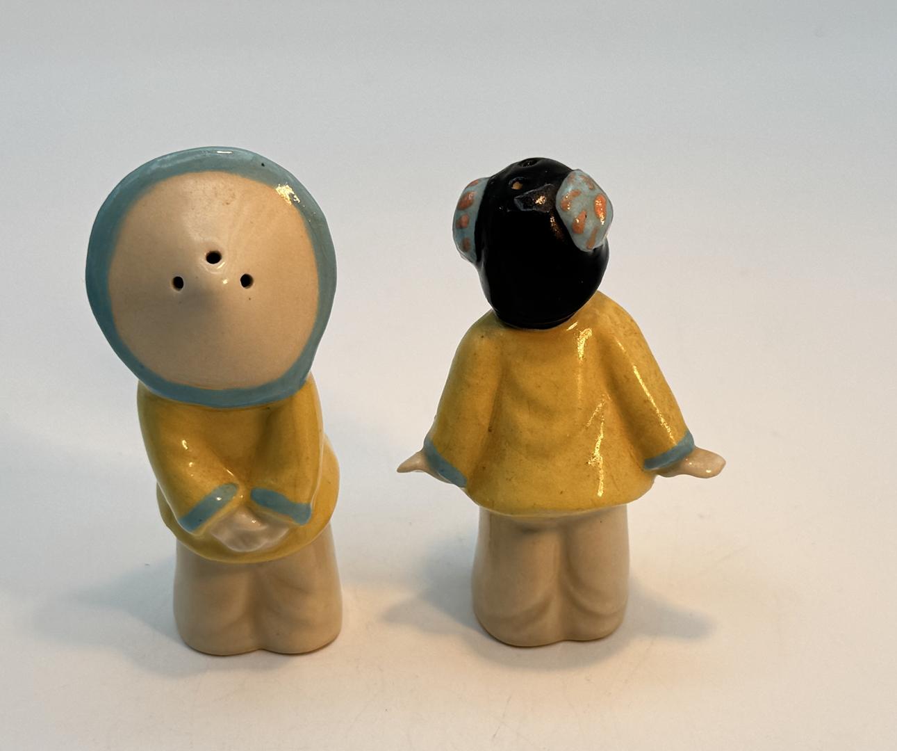 Vintage 1940s Arts Studio Madison Wi Asian Couple Ceramic Shakers - Image 4