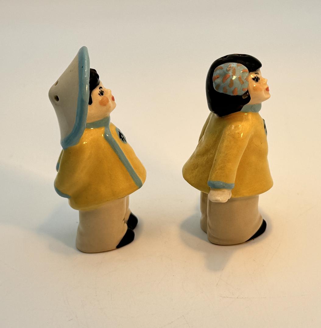 Vintage 1940s Arts Studio Madison Wi Asian Couple Ceramic Shakers - Image 5