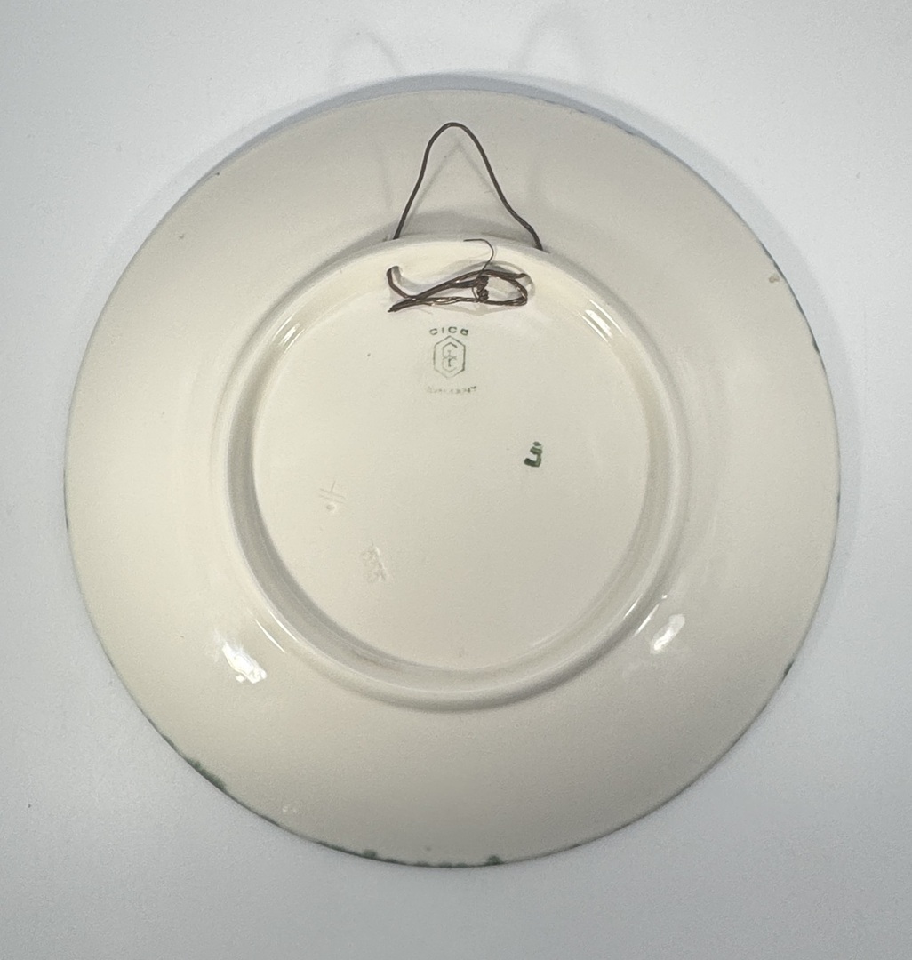 Vintage German Majolica Wall Plate - 9" Alpine Chalet Decor - Image 6