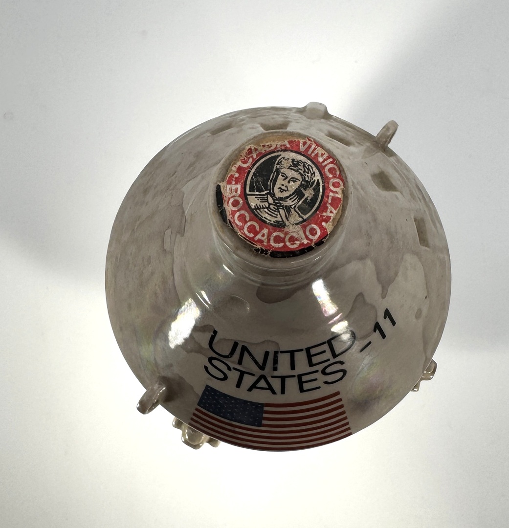 Vintage 1969 Barsottini Vino Rosso - Apollo 11 Space Module - Wine Decanter - Image 2